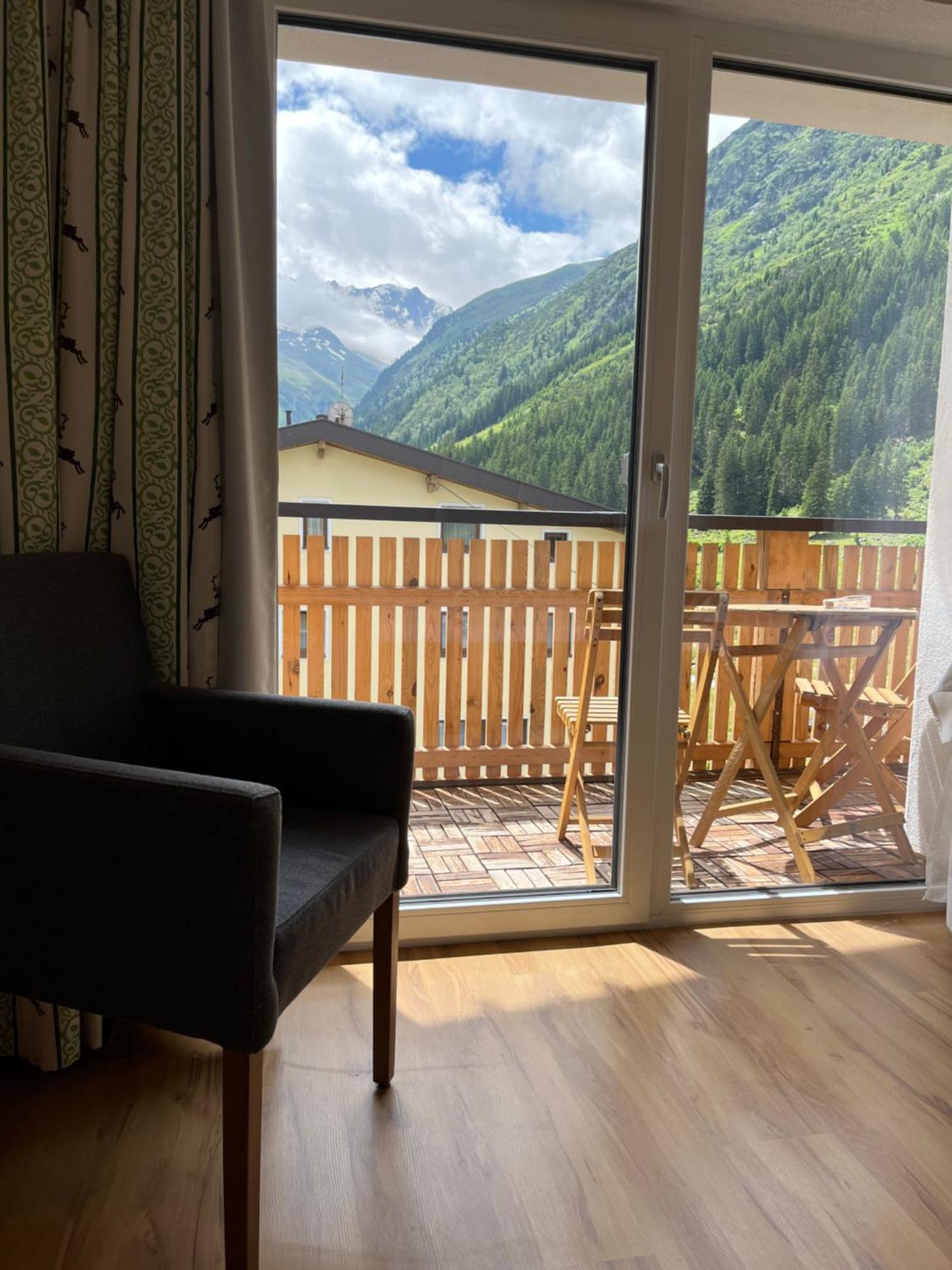 Pension Anna Sankt Leonhard im Pitztal Exterior foto